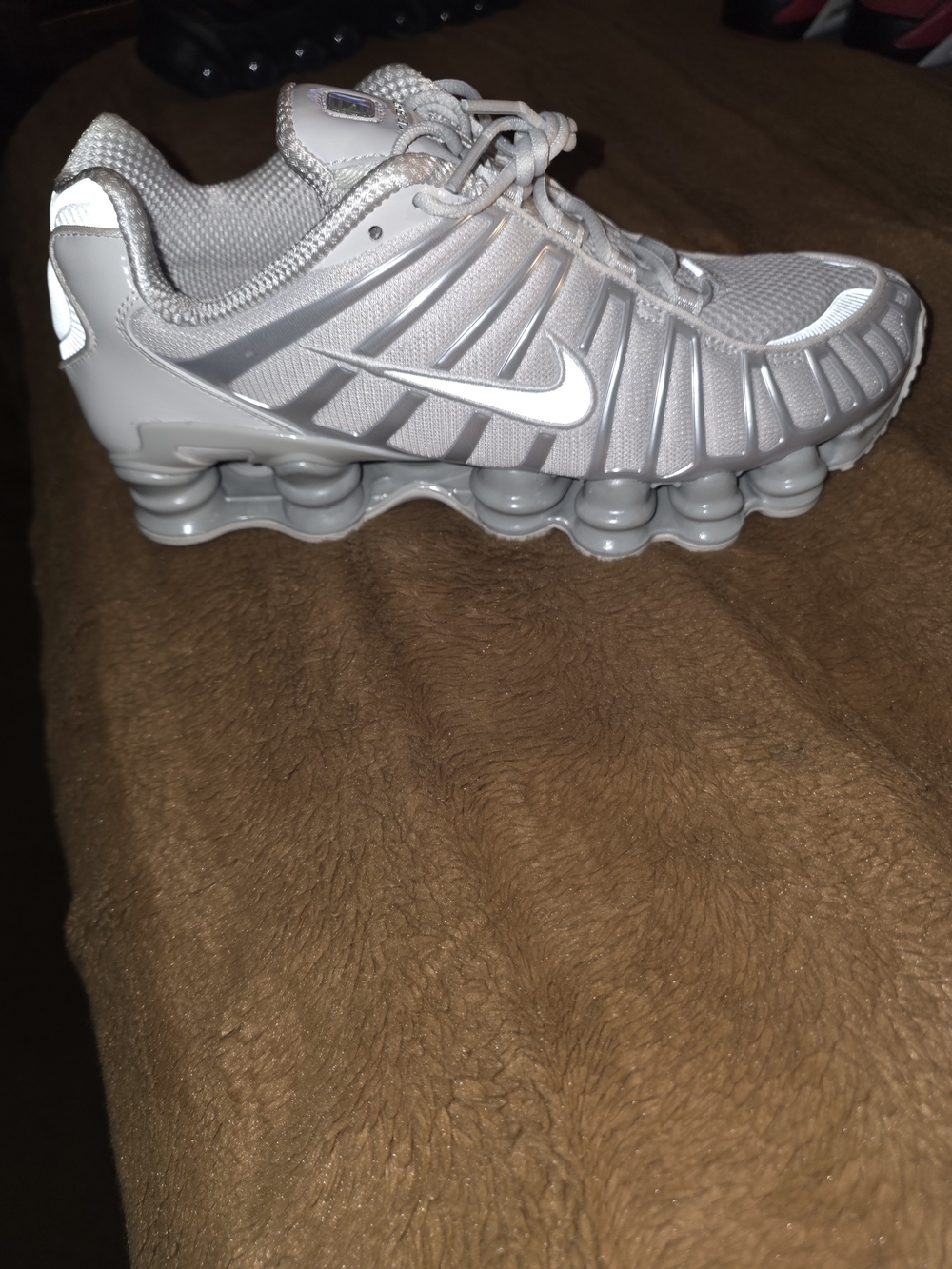 Nike Kids' Shox Sneaker - Silver/White